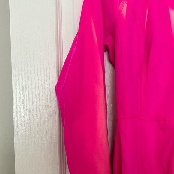 ♠️Kate Spade x 🪷Beyond Yoga size XL pink peplum zip up top with bow detail - Picture 3 of 5